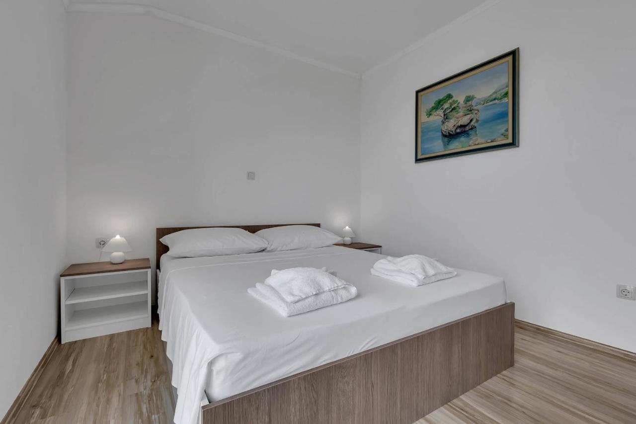 View Blue Apartments เบรลา ภายนอก รูปภาพ
